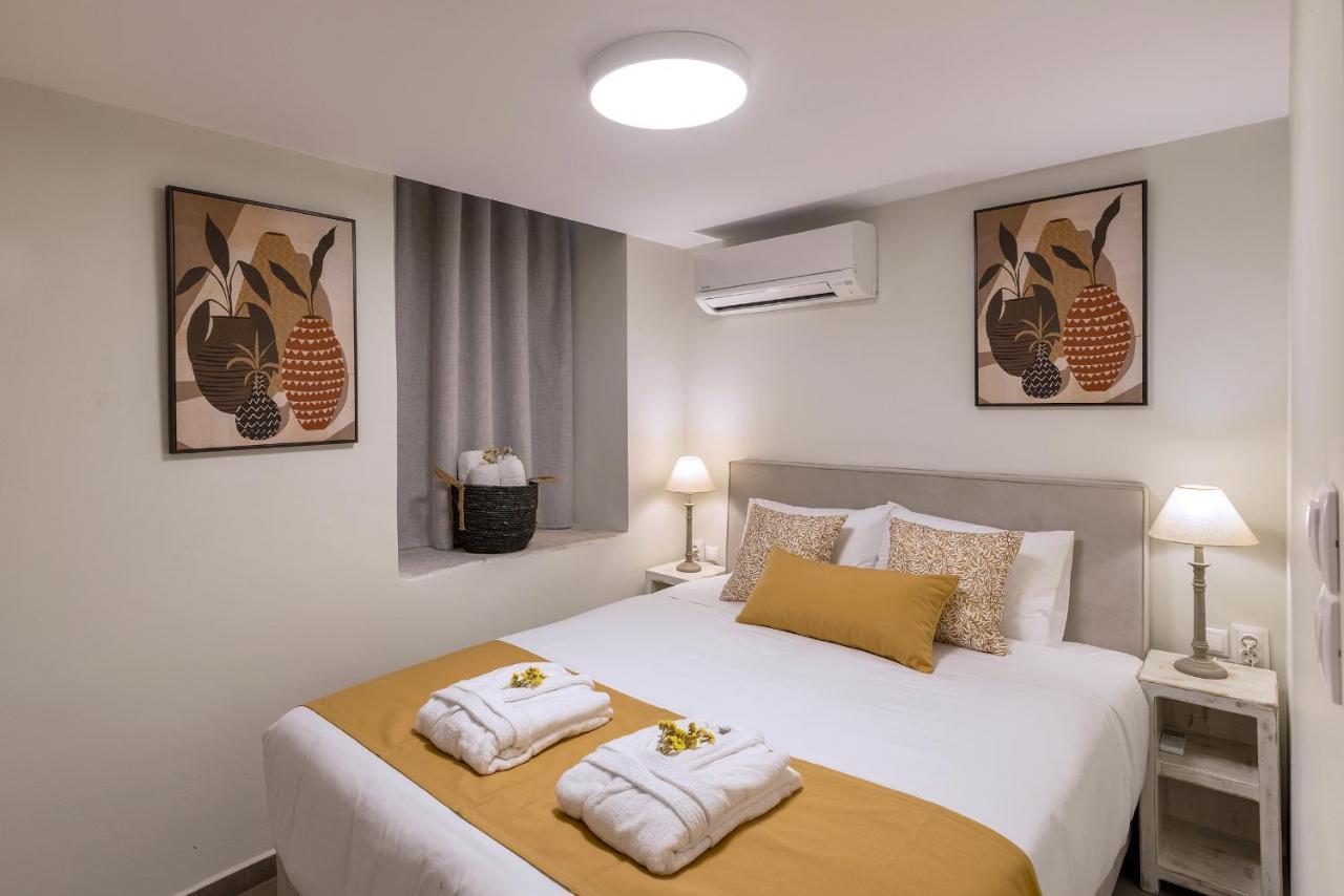 Grammata Suites 埃尔莫波利斯 外观 照片